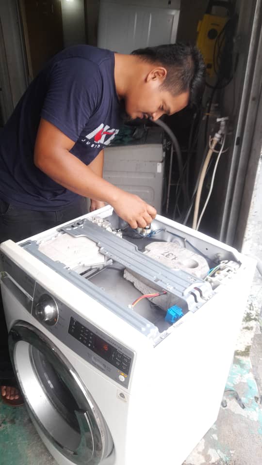 gambar-servis-kedai-repair-barang-elektrik-di-rumah-repair-mesin-basuh